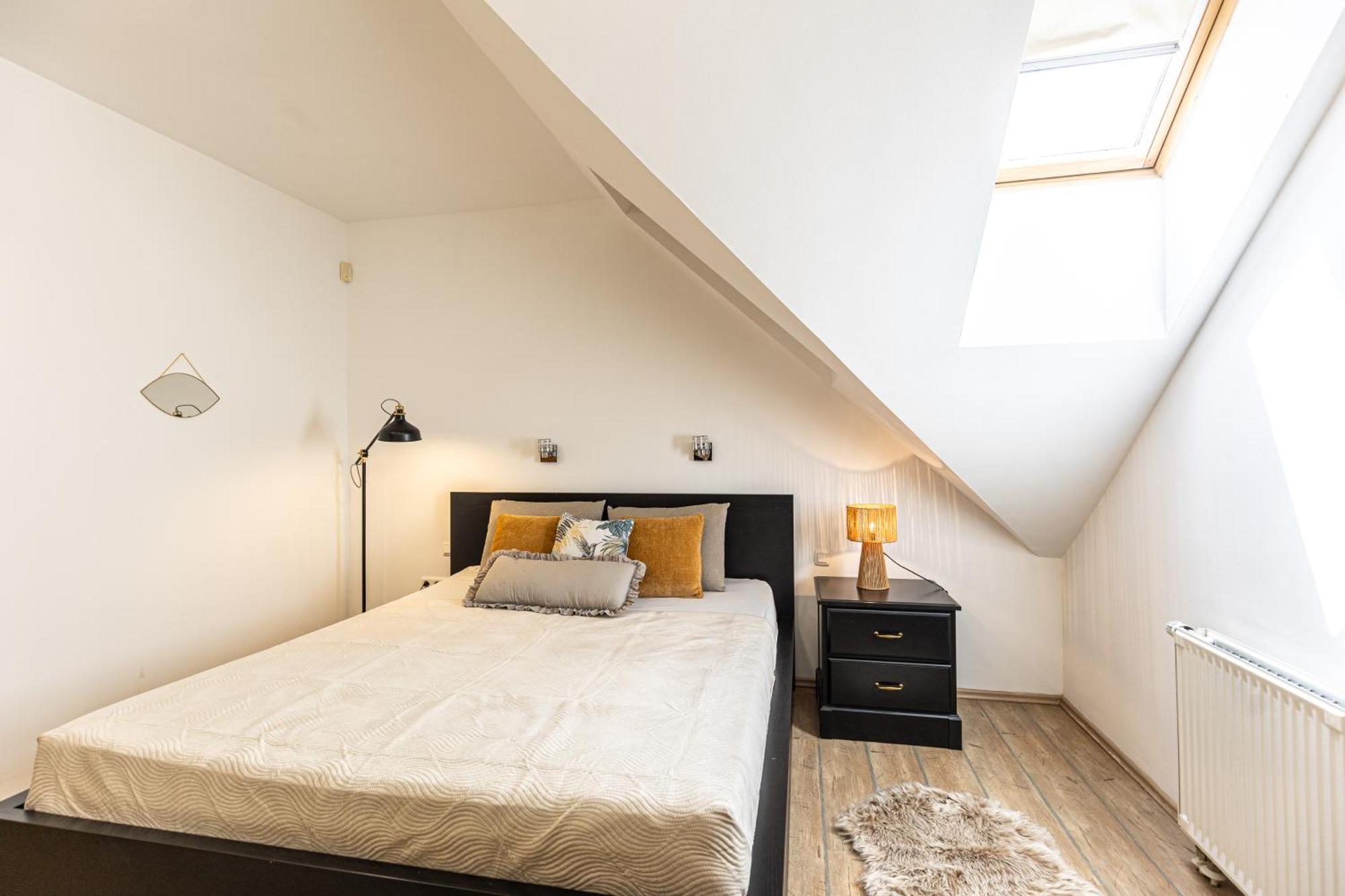 Gozsdu White Raven Residence 504 With Free Underground Parking — Photos 3